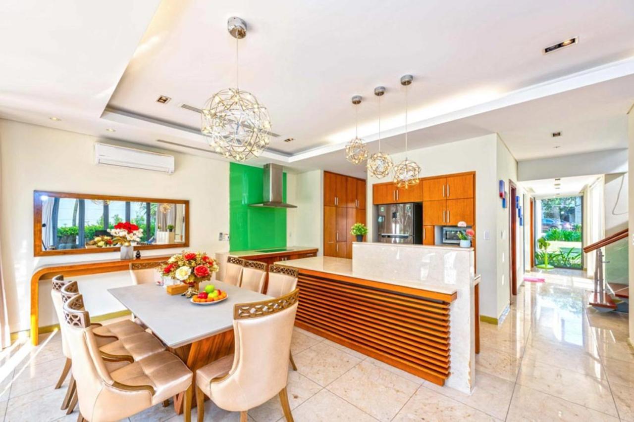Vacation Home Ocean Villas Da Nang Exteriör bild